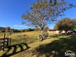 Sítio de 2,75 hectares com dois açudes 