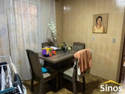 Casa com três dormitórios de 160 m² 