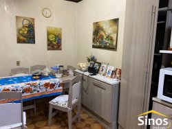 Casa com três dormitórios de 160 m² 