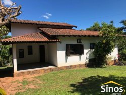 Casa com excelente localização  