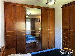 Casa com excelente localização em Lomba Grande 
