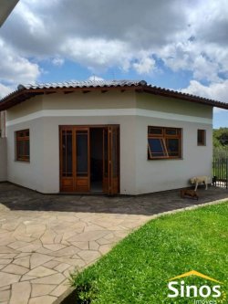 Bela casa no Jardim da Figueira  