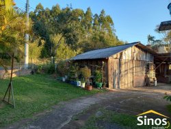 Sítio de 9.000,00 m², na área central de Lomba Grande 