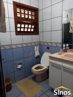 Sobrado em ótima localização, com quatro dormitórios 