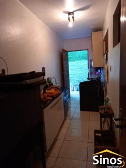 Sobrado em ótima localização, com quatro dormitórios 