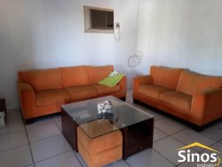 Sobrado em ótima localização, com quatro dormitórios 