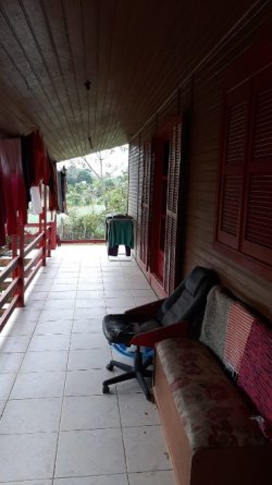 Sítio de 1,00 hectare com produção de pitaya 