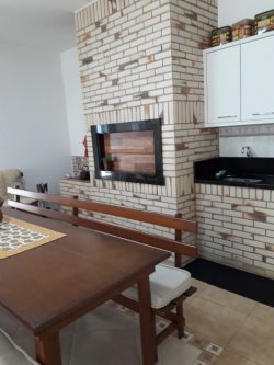 Linda casa no bairro Walachai 