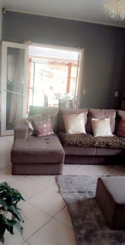 Lindo Sítio de 4.383,44 m² em Lomba Grande 