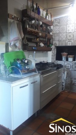 Área comercial em Lomba Grande 