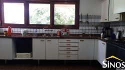 Casa com prédio comercial no Bairro Santo Afonso 