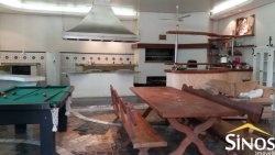 Casa com prédio comercial no Bairro Santo Afonso 