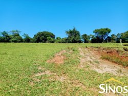 Sítio de 7,3 hectares na área Central de Lomba Grande 