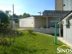 Casas com ponto comercial na Guia Lopes 