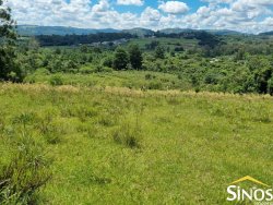 Sítio de 6,51 hectares em Lomba Grande 