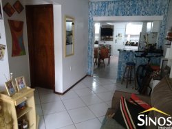 Sobrado com 03 dormitórios no bairro Rondônia 