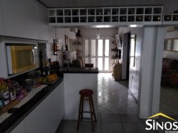 Sobrado com 03 dormitórios no bairro Rondônia 