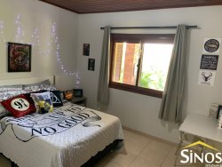 Casa em Condomínio Fechado na Lomba Grande 