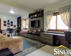 Casa em Condomínio Fechado na Lomba Grande 