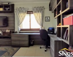 Casa em Condomínio Fechado na Lomba Grande 
