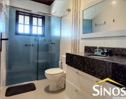 Casa em Condomínio Fechado na Lomba Grande 
