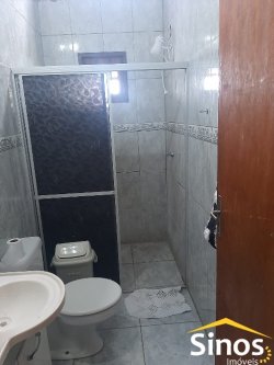 Sobrado com sala comercial no bairro Santo Afonso 