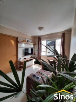 Apartamento com 02 dormitórios no cond. Monte Brasil  