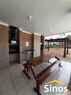 Apartamento com 02 dormitórios no cond. Monte Brasil  