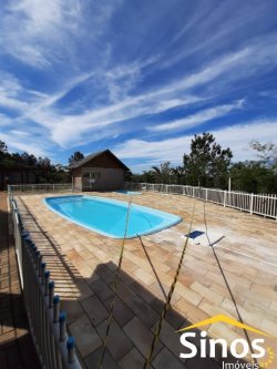 Apartamento com 02 dormitórios no cond. Monte Brasil  
