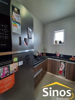 Apartamento com 02 dormitórios no cond. Monte Brasil  