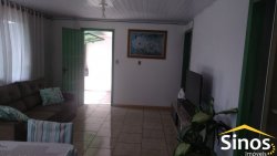 Casa com 02 dormitórios em Canudos 