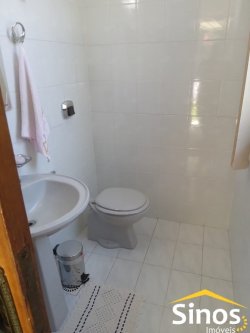 Casa com 3 dormitórios e 1 suíte no bairro Jardim Mauá 