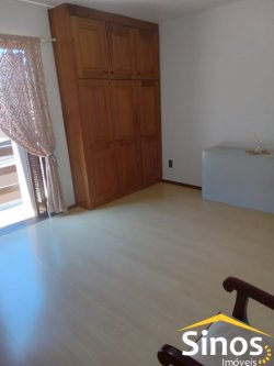 Casa com 3 dormitórios e 1 suíte no bairro Jardim Mauá 