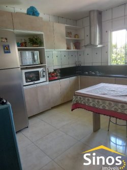 Sobrado com 02 dormitórios no bairro Canudos 