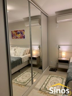 Apartamento com 03 dormitórios Semimobiliado no Edifício Jardim Vila Rosa 