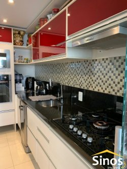 Apartamento com 03 dormitórios Semimobiliado no Edifício Jardim Vila Rosa 
