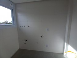 Apartamento com 03 dormitórios no Edifício Residencial Multifamiliar 