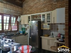 Sítio com 02 casas em ótima localização em Lomba Grande 