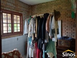 Sítio com 02 casas em ótima localização em Lomba Grande 
