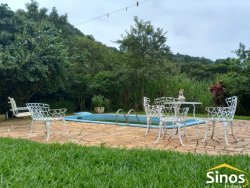 Sítio com 02 casas em ótima localização em Lomba Grande 