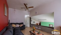 Casa com 04 dormitórios no Bairro Ideal  