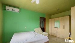 Casa com 04 dormitórios no Bairro Ideal  