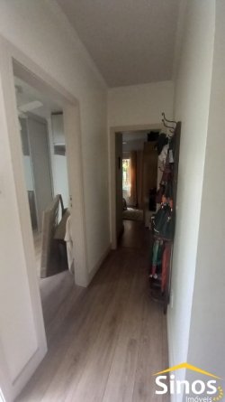 Casa mobiliada com 03 dormitórios no bairro Jardim América 