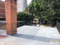 Terreno com casa no bairro Hamburgo Velho 