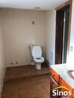 Terreno com casa no bairro Hamburgo Velho 