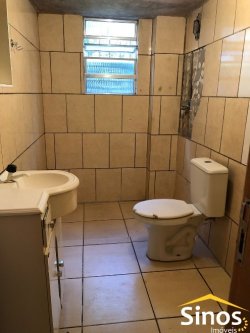 Terreno com casa no bairro Hamburgo Velho 