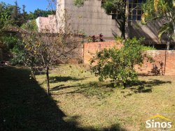 Casa com 02 dormitórios no bairro Hamburgo Velho 
