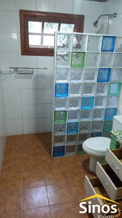 Casa mista com 02 dormitórios no Bairro Rondônia 
