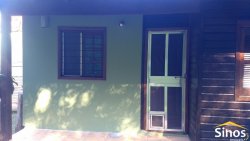 Casa mista com 02 dormitórios no Bairro Rondônia 