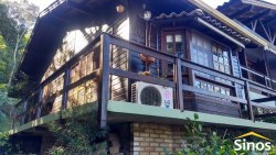 Casa mista com 02 dormitórios no Bairro Rondônia 